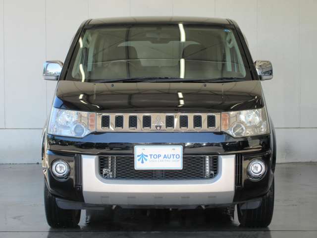2011 Mitsubishi Delica D:5 – thumbnail 4