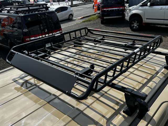 2010 Mitsubishi Delica D:5 – thumbnail 4