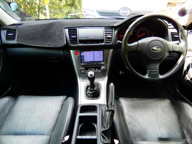 2005 Subaru Legacy Touring Wagon – thumbnail 2