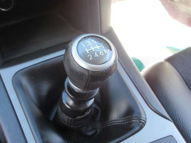 2011 Subaru Legacy Touring Wagon – thumbnail 4