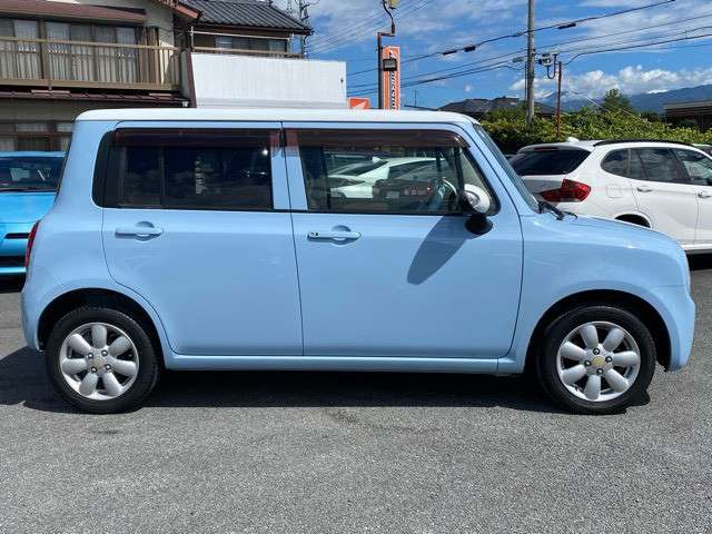 2010 Suzuki Alto Lapin – thumbnail 4