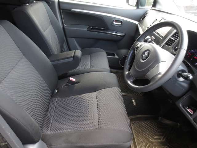 2011 Suzuki Wagon R – thumbnail 3