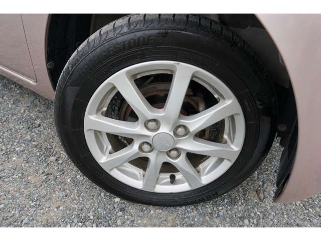 2011 Daihatsu Tanto – thumbnail 2