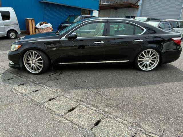 2006 Lexus LS – thumbnail 4