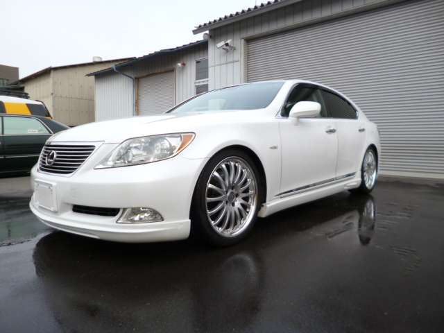 2007 Lexus LS – thumbnail 4