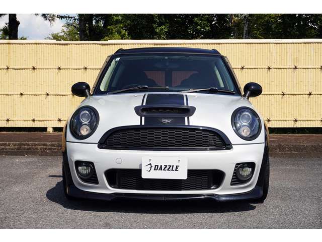 2011 MINI MINI Clubman – thumbnail 2
