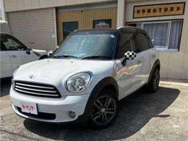 2011 MINI MINI Crossover – thumbnail 2