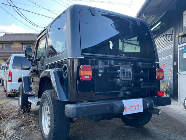2005 Jeep Wrangler – thumbnail 4