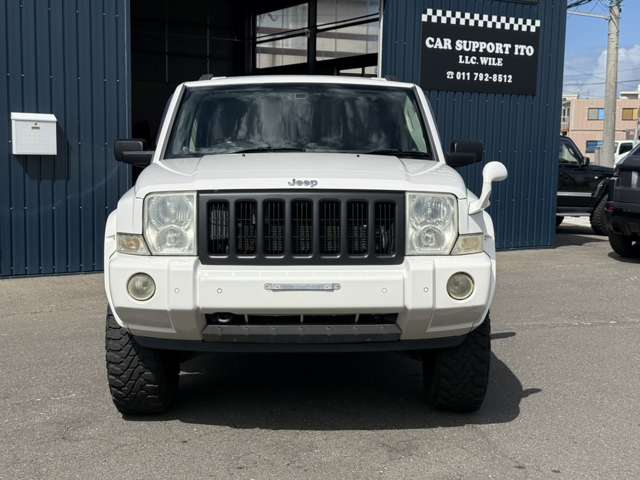 2007 Jeep Commander – thumbnail 3