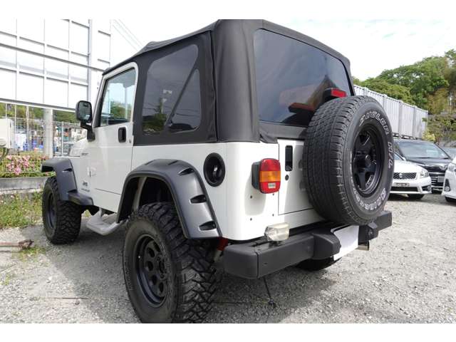 2003 Jeep Wrangler – thumbnail 4