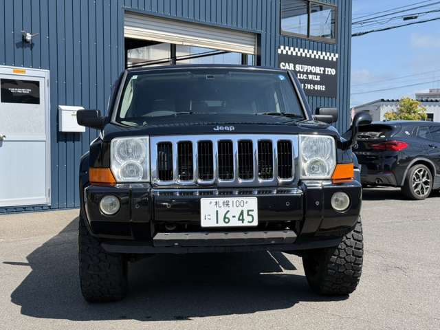 2006 Jeep Commander – thumbnail 4
