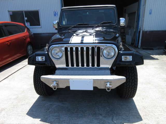 2005 Jeep Wrangler – thumbnail 2
