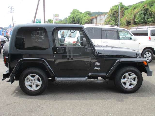 2003 Jeep Wrangler – thumbnail 4