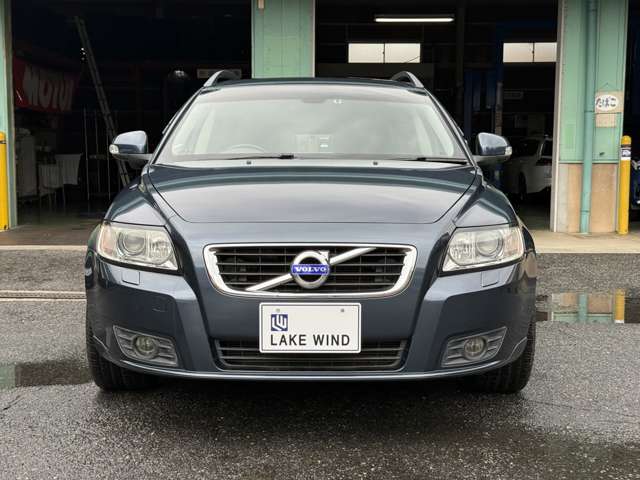 2009 Volvo V50 – thumbnail 2