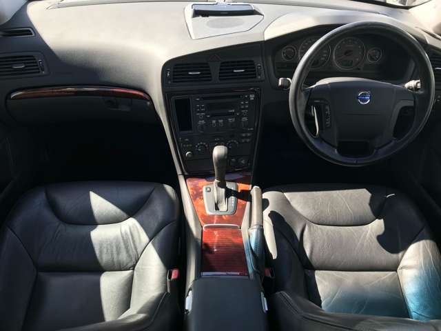2007 Volvo V70 – thumbnail 3