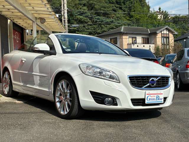2011 Volvo C70 Cabriolet – thumbnail 3