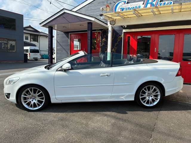 2011 Volvo C70 Cabriolet – thumbnail 4