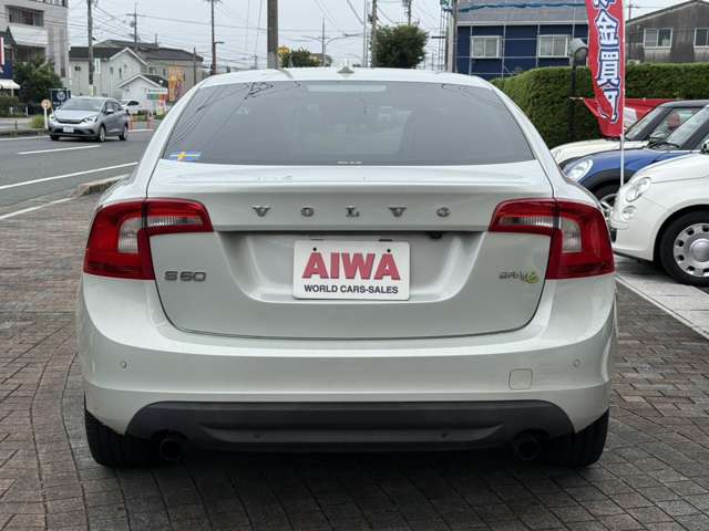 2011 Volvo S60 – thumbnail 4