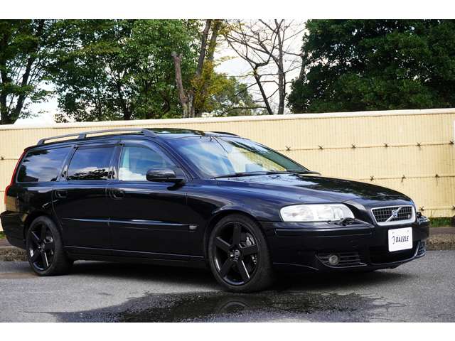 2005 Volvo V70 – thumbnail 3