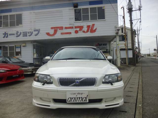 2004 Volvo V70 – thumbnail 2