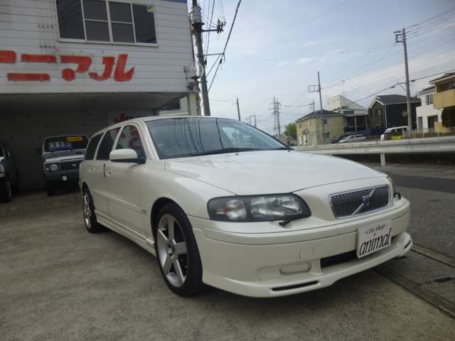 2004 Volvo V70 – thumbnail 3