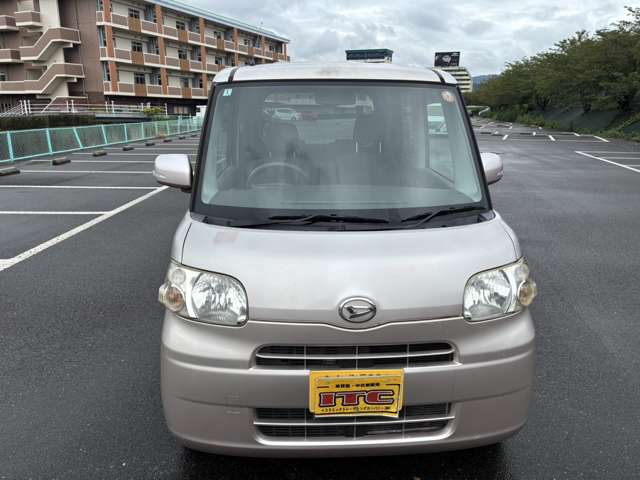 2010 Daihatsu Tanto – thumbnail 3