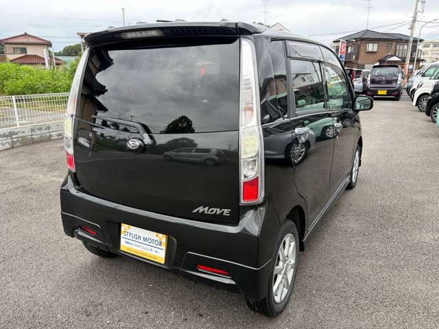 2011 Daihatsu Move – thumbnail 4