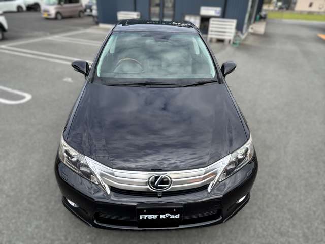 2011 Lexus HS – thumbnail 3