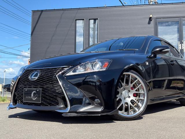 2010 Lexus IS – thumbnail 2