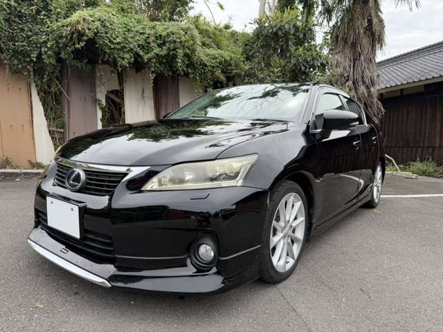 2011 Lexus CT – thumbnail 3