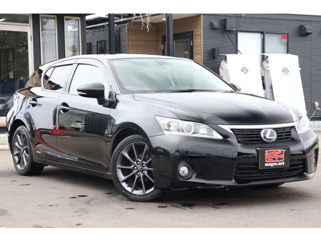 2011 Lexus CT – thumbnail 3