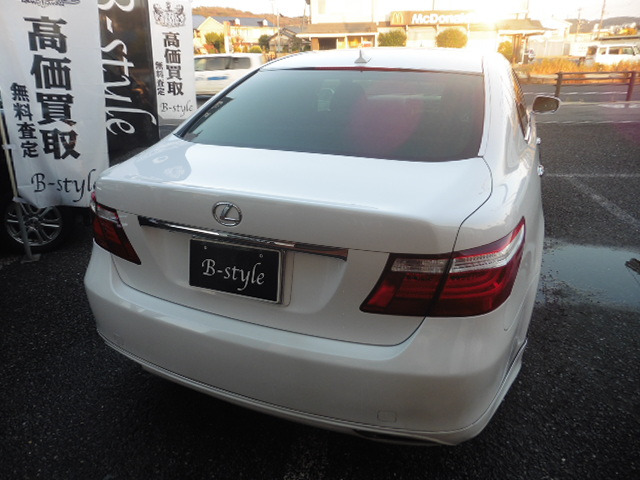 2007 Lexus LS – thumbnail 4