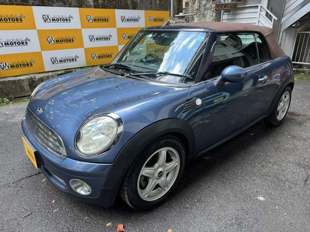 2009 MINI Mni Convertible – thumbnail 2