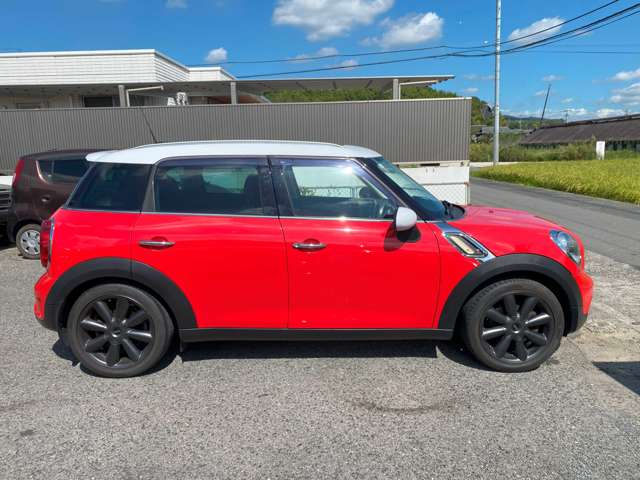 2011 MINI MINI Crossover – thumbnail 3