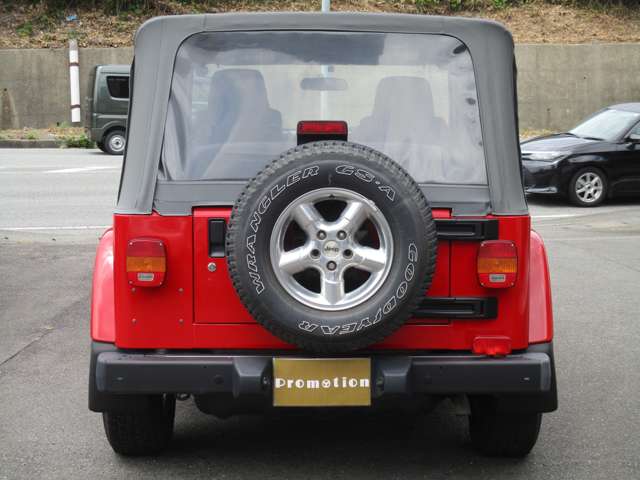 2005 Jeep Wrangler – thumbnail 3