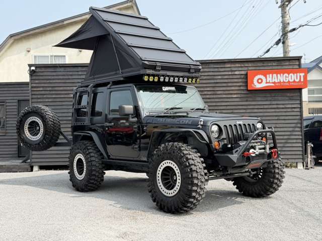 2011 Jeep Wrangler – thumbnail 2