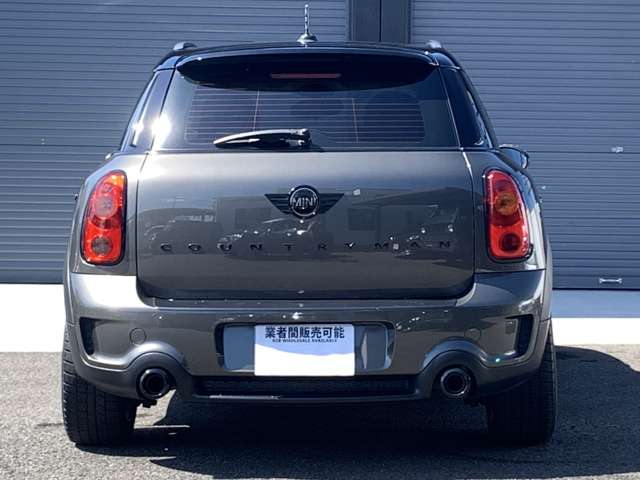 2011 MINI MINI Crossover – thumbnail 3