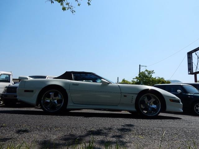 1992 Chevrolet Corvette Convertible – thumbnail 4