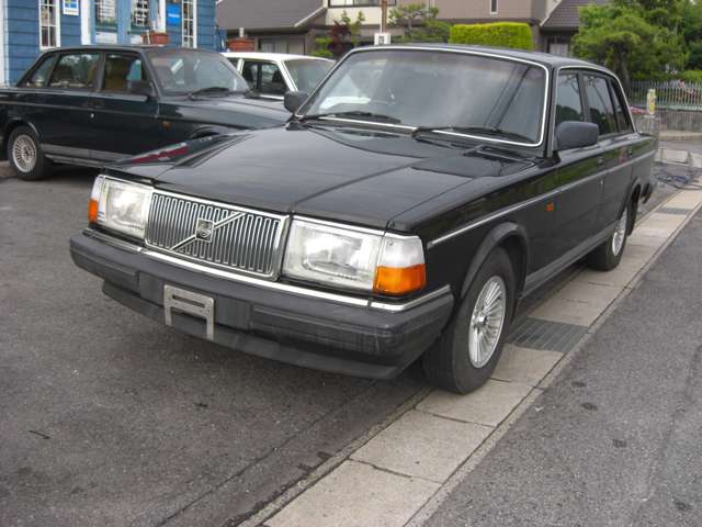 1990 Volvo 240 – thumbnail 3