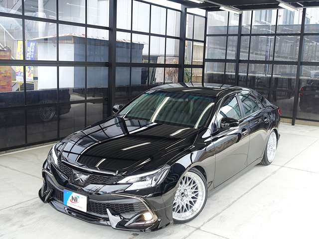 2011 Toyota Mark X – thumbnail 4