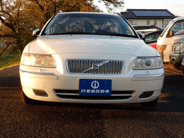 2007 Volvo V70 – thumbnail 2