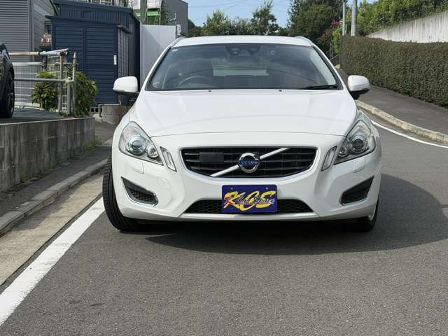 2011 Volvo V60 – thumbnail 2
