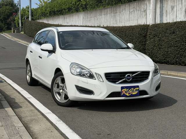 2011 Volvo V60 – thumbnail 3
