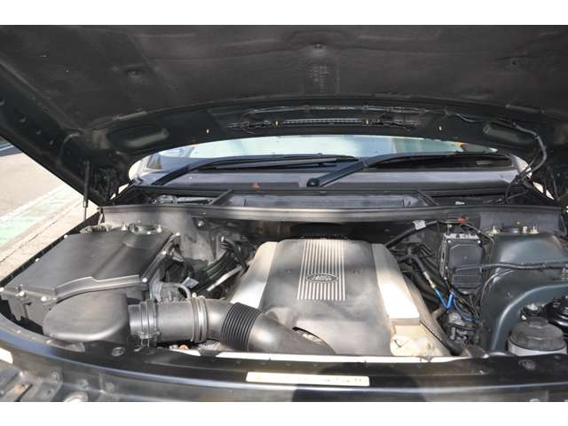 2004 Land Rover Range Rover – thumbnail 4