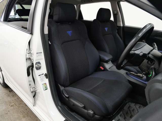 2003 Toyota Caldina – thumbnail 4