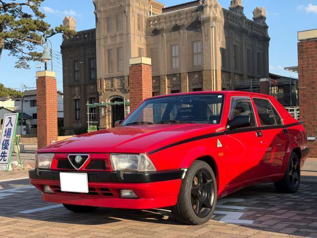1992 Alfa Romeo 75 – thumbnail 2