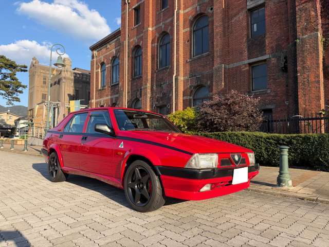 1992 Alfa Romeo 75 – thumbnail 4