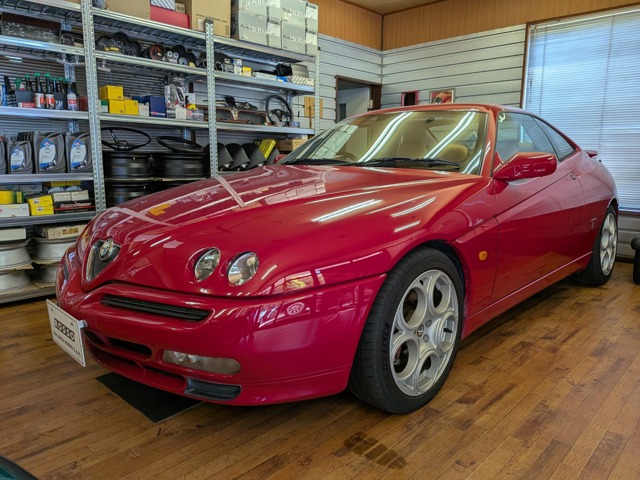 2002 Alfa Romeo GTV