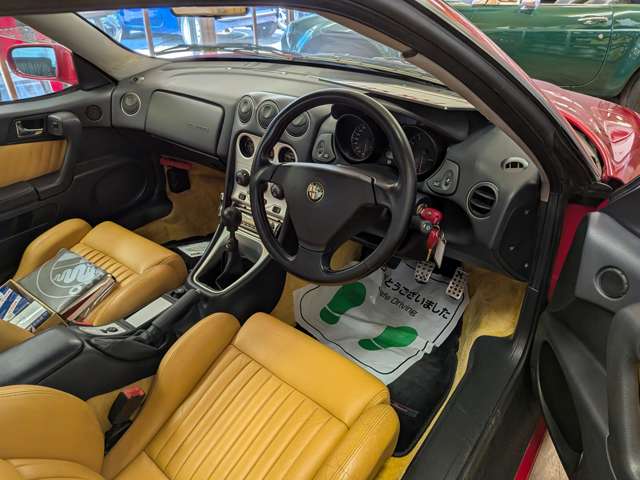 2002 Alfa Romeo GTV – thumbnail 4