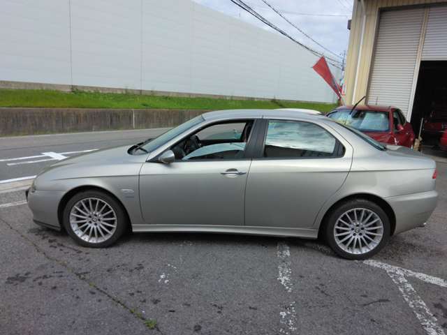 2004 Alfa Romeo 156 – thumbnail 4